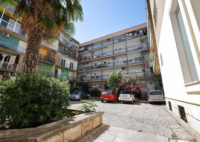 De Clave Luxury Lägenhet